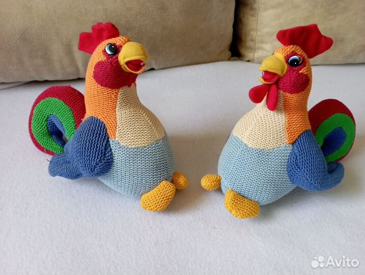 Вязанные игрушки Курочка и Петух