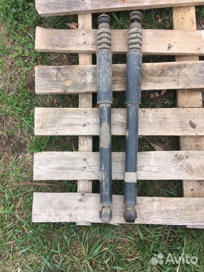 Амортизатор задний Renault Logan