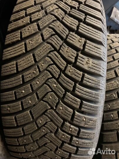 Continental IceContact 3 235/55 R18 104T