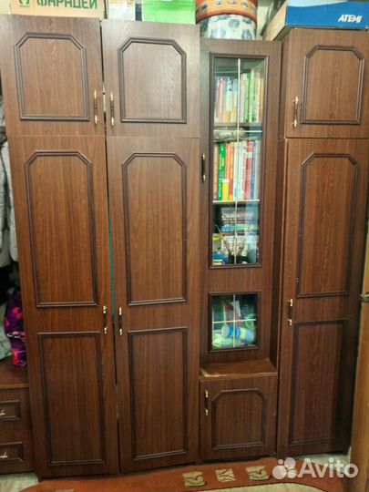 Шкаф распашной комод