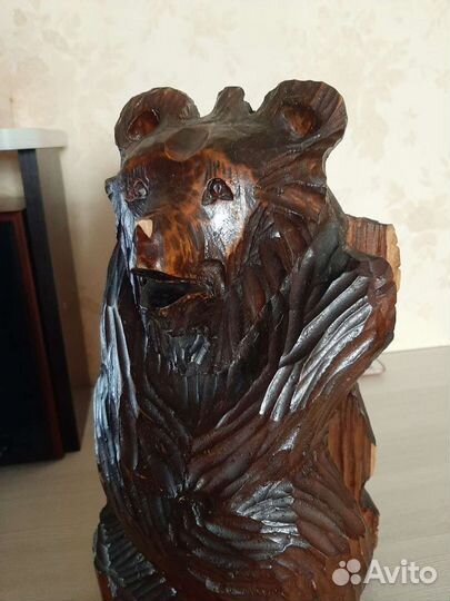 Медведь держатель бутылки дерево резной