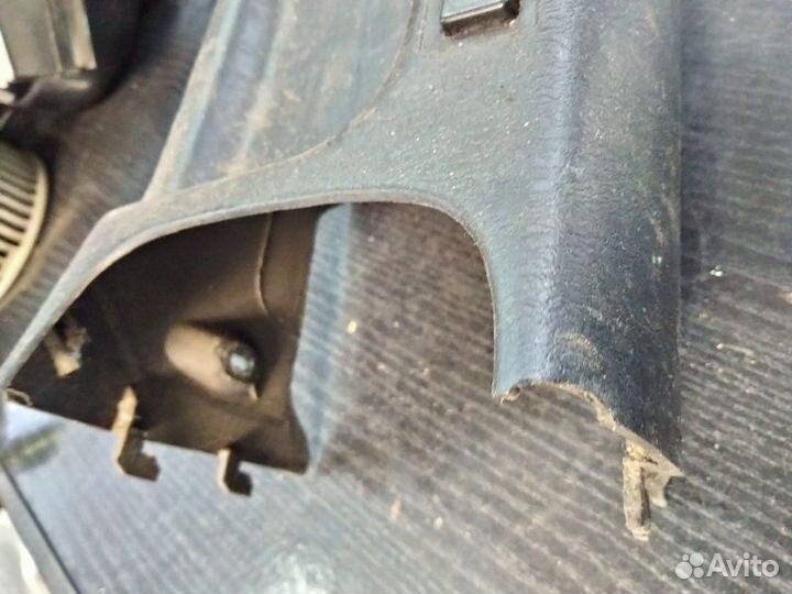 Подлокотник Toyota Sprinter Marino 1993