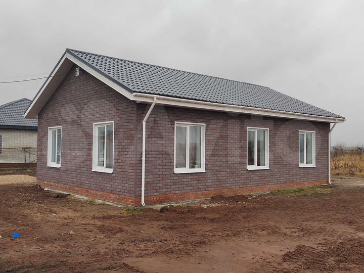 Коттедж 104 м² на участке 10 сот.