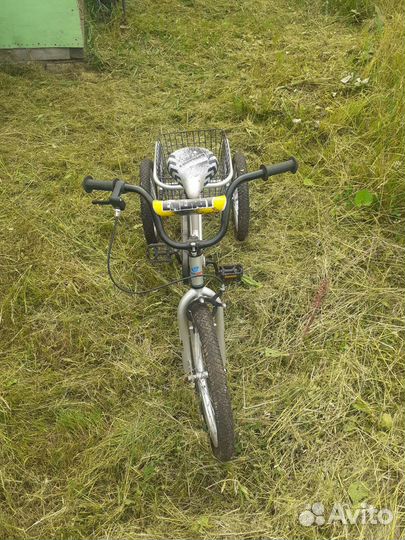 Детский трехколесный велосипед новый