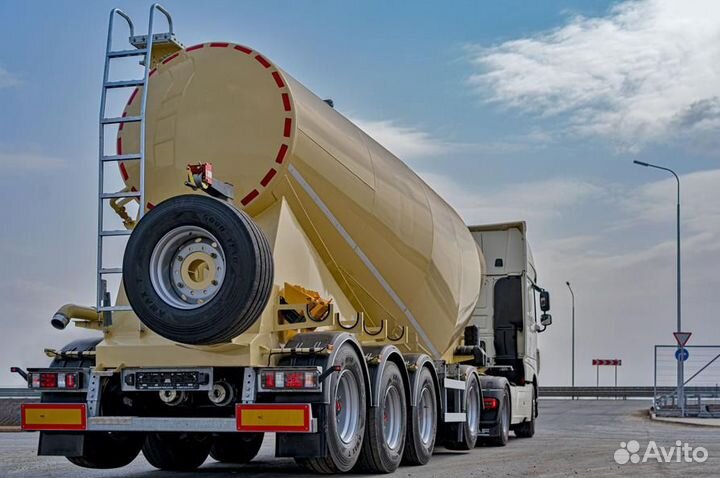 Водитель на цементовоз