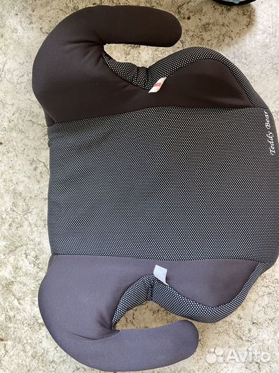 Детский бустер автомобильный