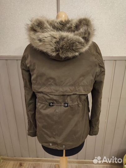 Парка женская зимняя Bershka р-р S