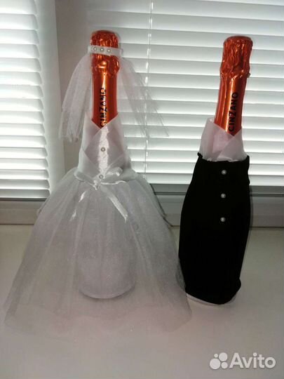 Костюмы свадебные для бутылок