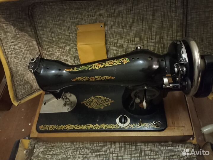 Швейная машина