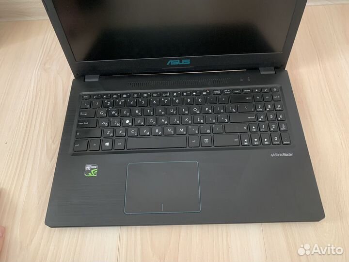 Ноутбук Asus