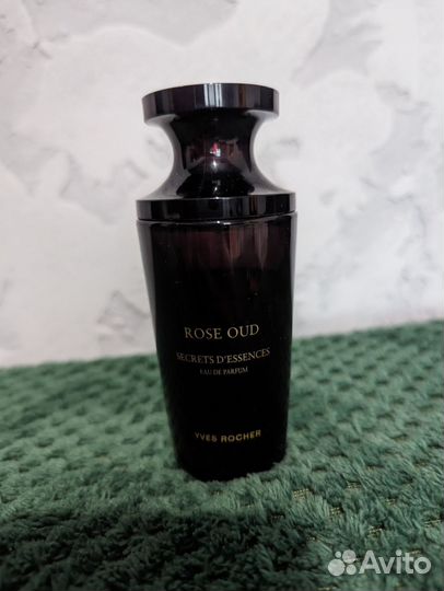 Духи Rose oud yves rocher