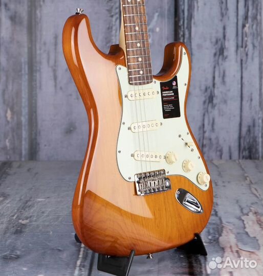 Электрогитара Fender Stratocaster USA (Комплект)