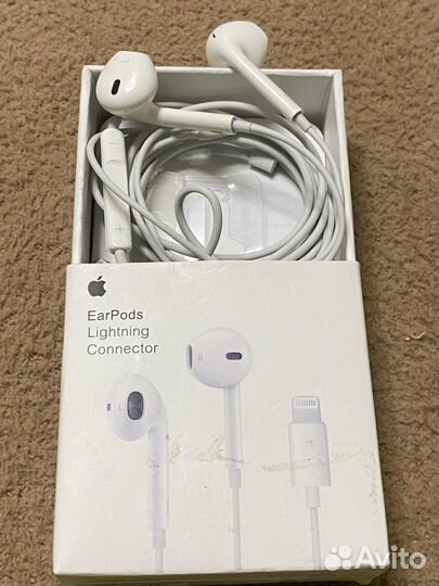 Наушники apple earpods с разъемом lightning