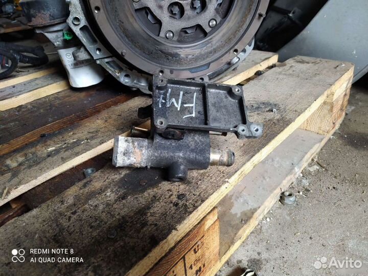 Ford Mondeo 3 Фланец системы охлаждения