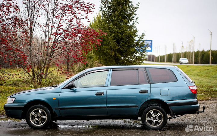 Toyota Caldina 1.5 AT, 2000, 142 000 км