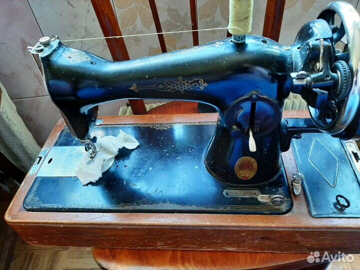 Швейная машинка