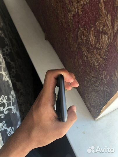 Телефон iPhone 11 128 gb