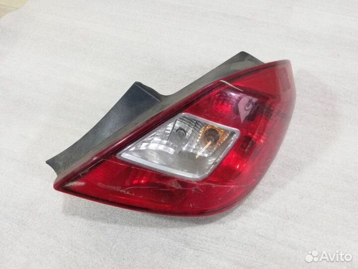 Фонарь задний правый Opel Corsa D 2006-2015