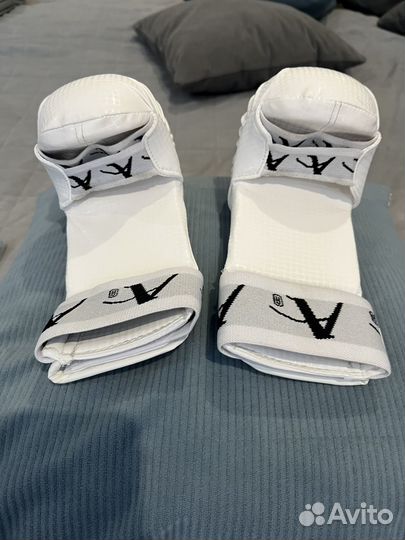 Перчатки для каратэ м