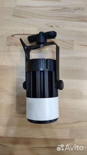 Прожектор трековый Aura 30W 3000K