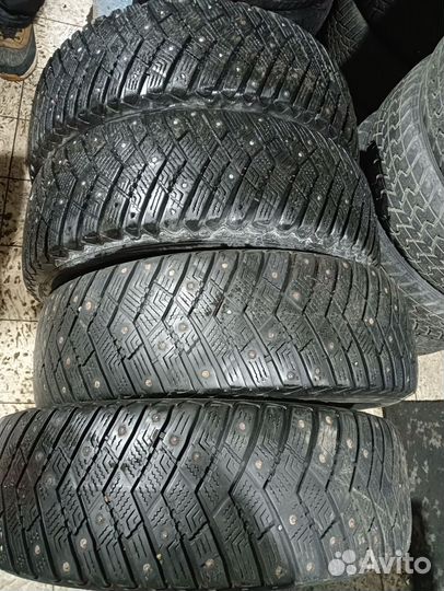 Goodyear Ultragrip Ice Arctic 215/65 R17 99T