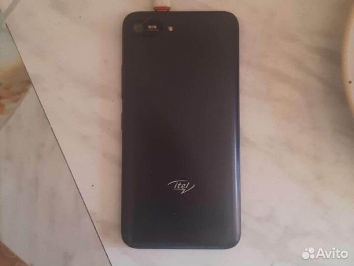 Мобильные телефоны бу itel