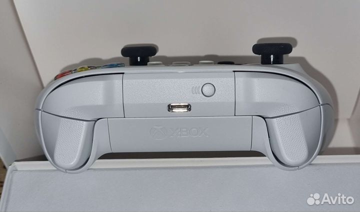 Геймпад Microsoft Xbox Wireless Controller