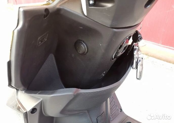 Скутер X-motors city PRO