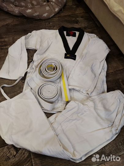 Форма (добок+защита) для тхэквондо 160 М