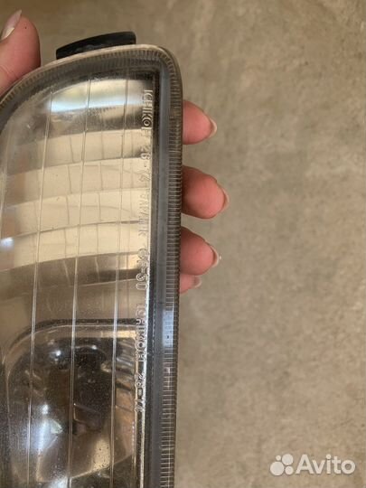 Противотуманная фара правая toyota ipsum