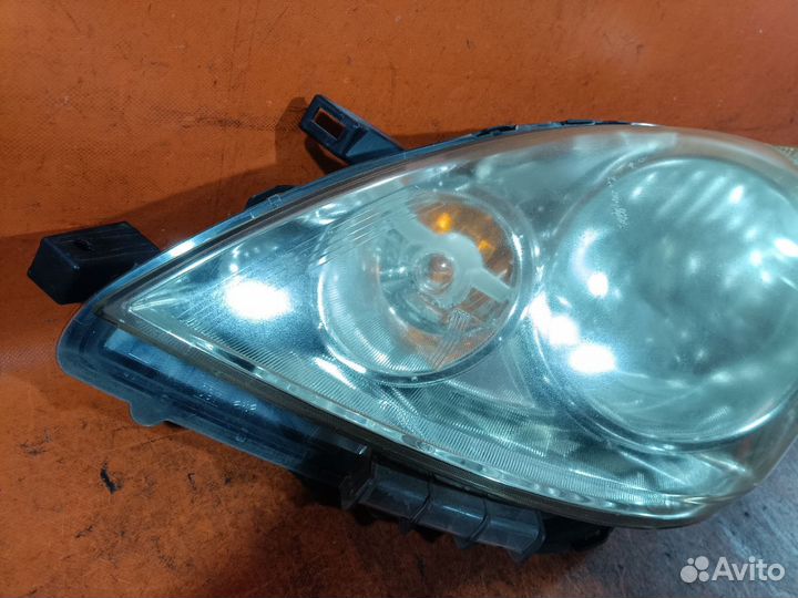 Фара Nissan Note E11 (Левое)