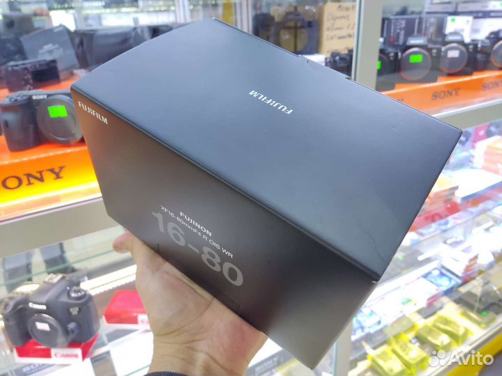 Fujifilm XF 16-80mm f/4 R OIS WR новый в упаковке