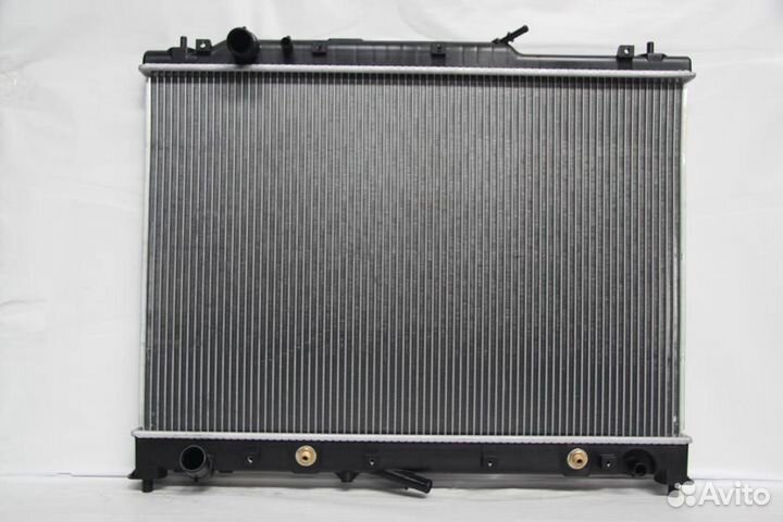 Радиатор охлаждения Mazda CX-9