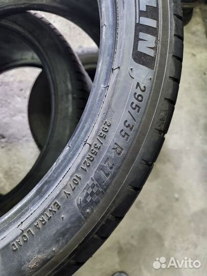 Michelin Pilot Sport 4 SUV 295/35 R21