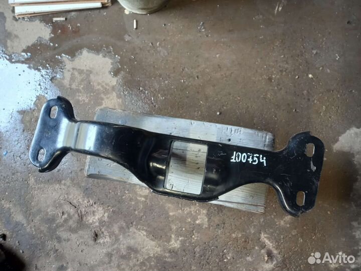 Траверса ваз на ниву