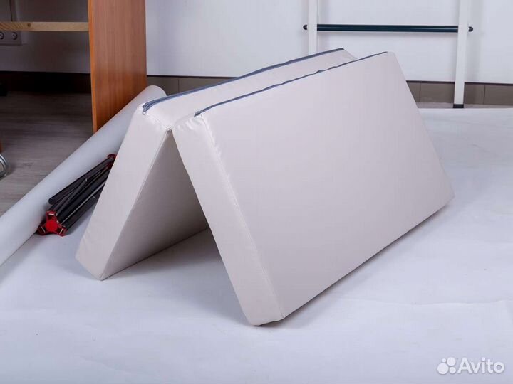 Мат складной 2 секции Sportova 100х100х10см