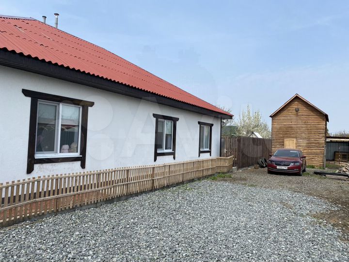 Коттедж 128 м² на участке 7 сот.