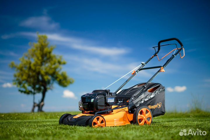 Бензиновая газонокосилка Villager falcon 4111 B