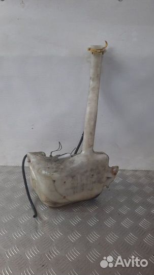 Бачок омывателя Jeep Cherokee внедорожник 5 дв