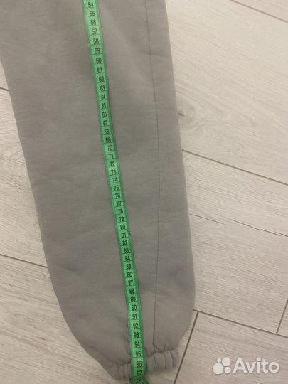 Костюм спортивный