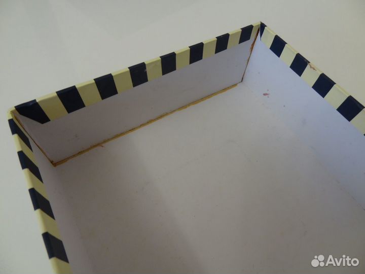 Подарочные коробки