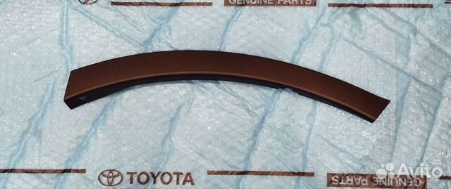 Накладка переднего бампера Рав 4 (4) правая 13-15