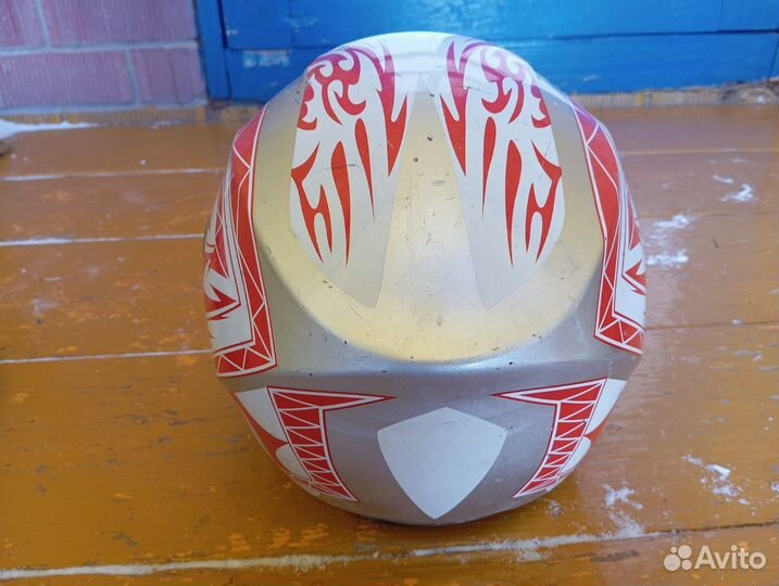 Мотошлемы 2 штуки