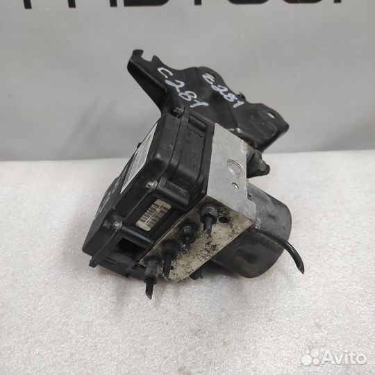 Блок ABS Toyota Auris E150