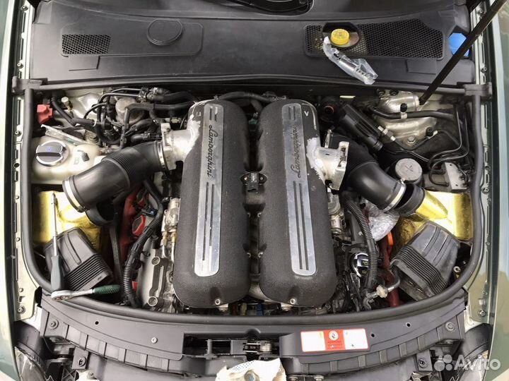 Впускной коллектор Lamborghini на audi s6/s8 v10