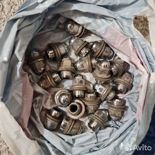 Гайки колёсные Mitsubishi