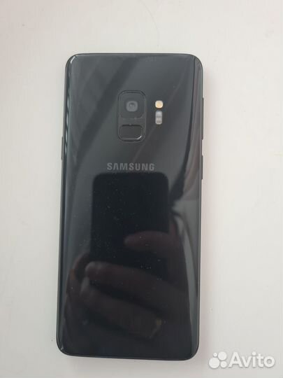 Samsung Galaxy S9, 4/64 ГБ