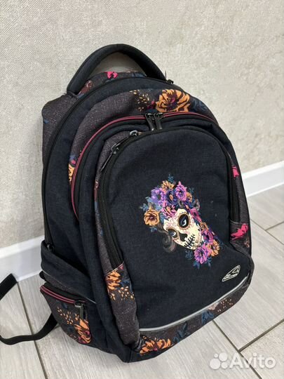 Рюкзак школьный