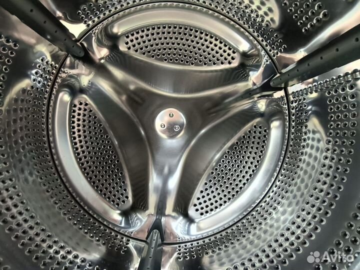 Стиральная машина LG 6 кг. 1200 отжим