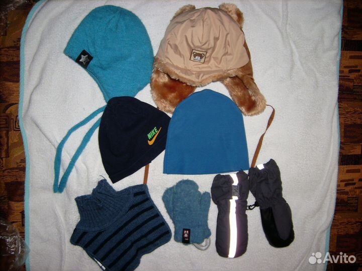 Пакетом: шапки 42-46, краги дл